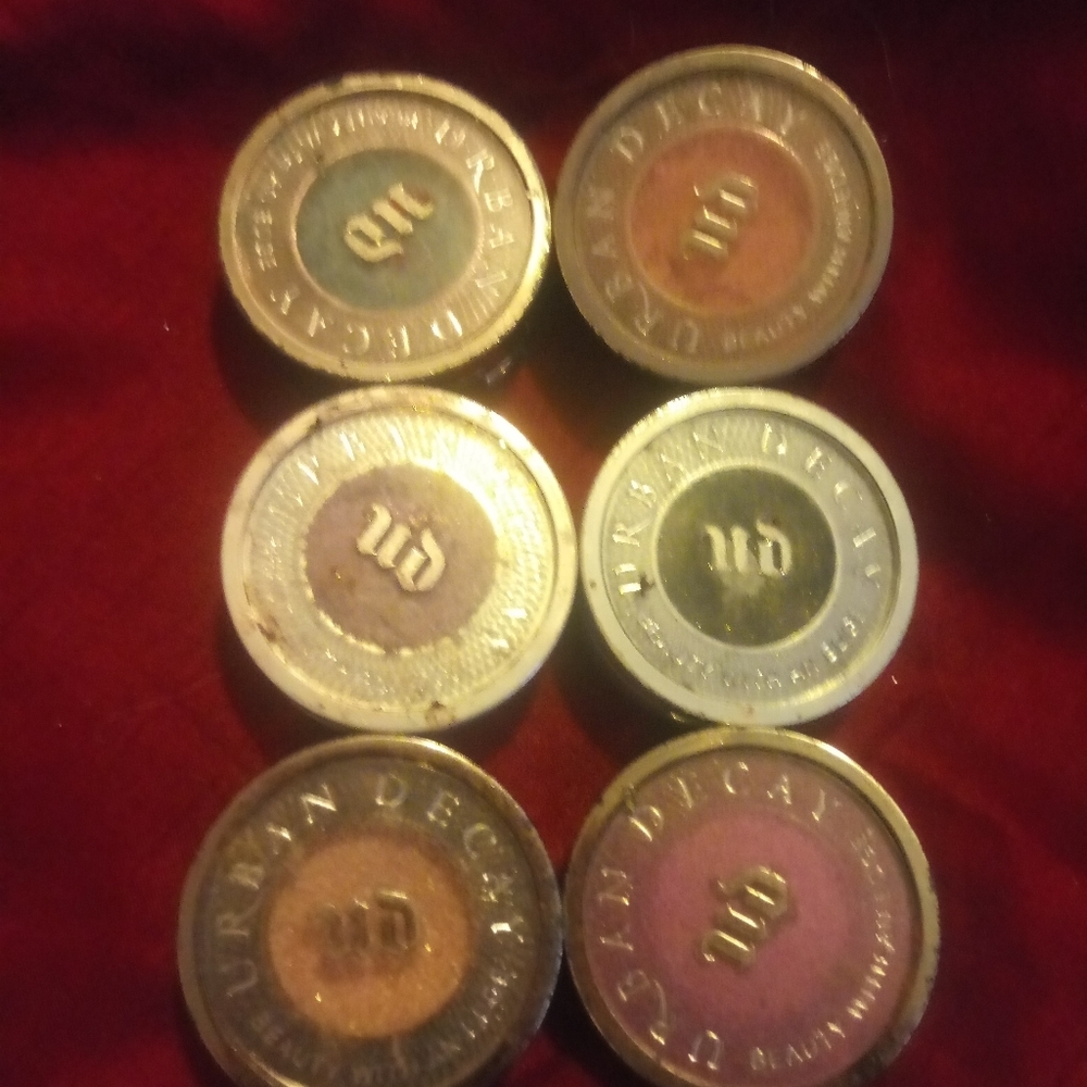 Eye Shadow Lot - Picture 3 of 3
